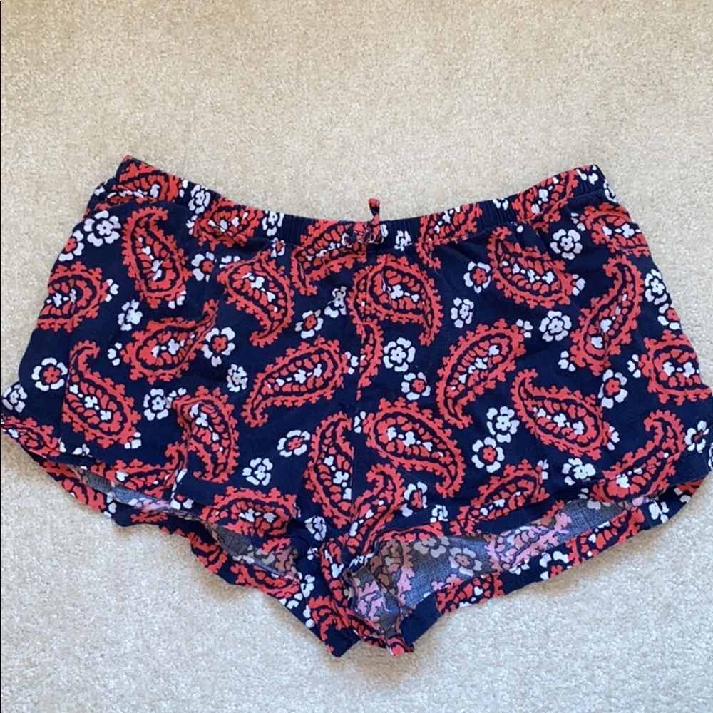 Patterned sleep shorts.